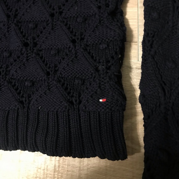 Tommy Hilfiger Sweater - Picture 2 of 4